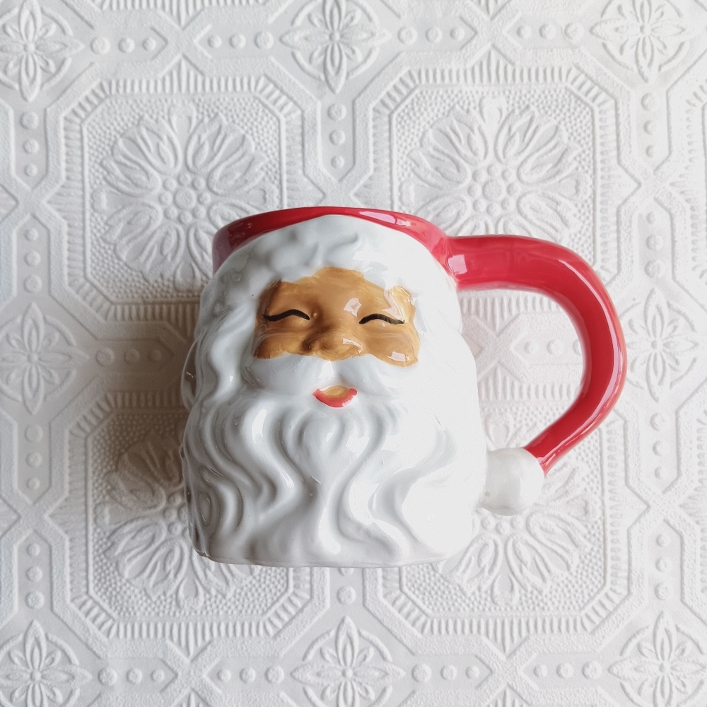 Smiling Santa Face Mug 18 oz